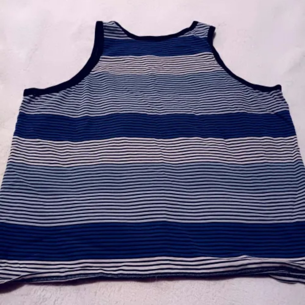 Nike xl muscle tank shirt - Picture 2 of 6